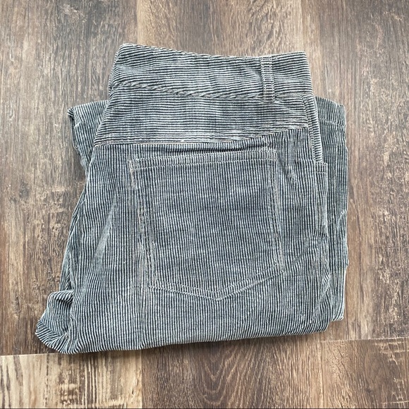 St. John Sport by Marie Gray Gray Corduroy Pants - Picture 1 of 8